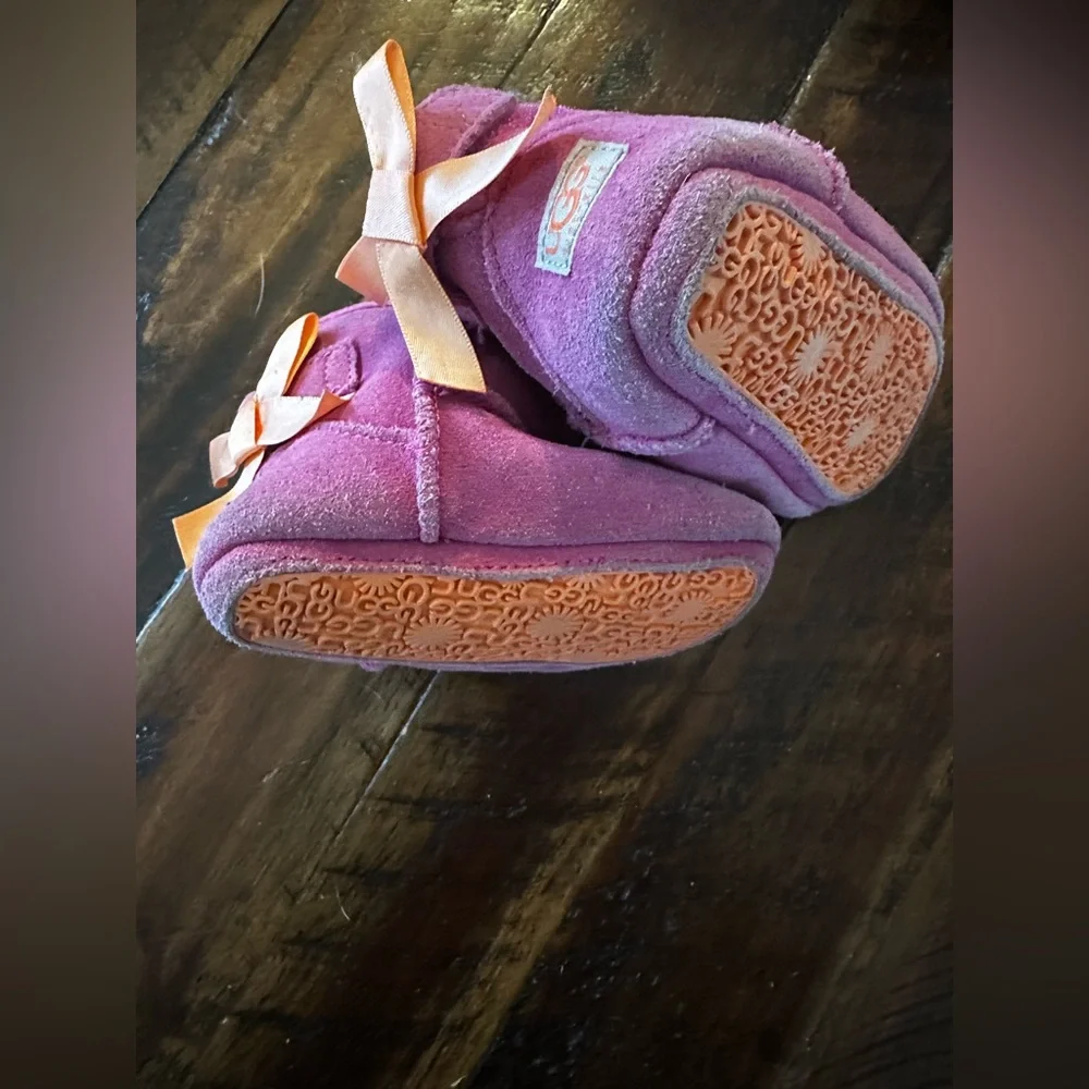 UGG Toddler Suede Boots Faux Fur Lined Bow Back Size 4/5